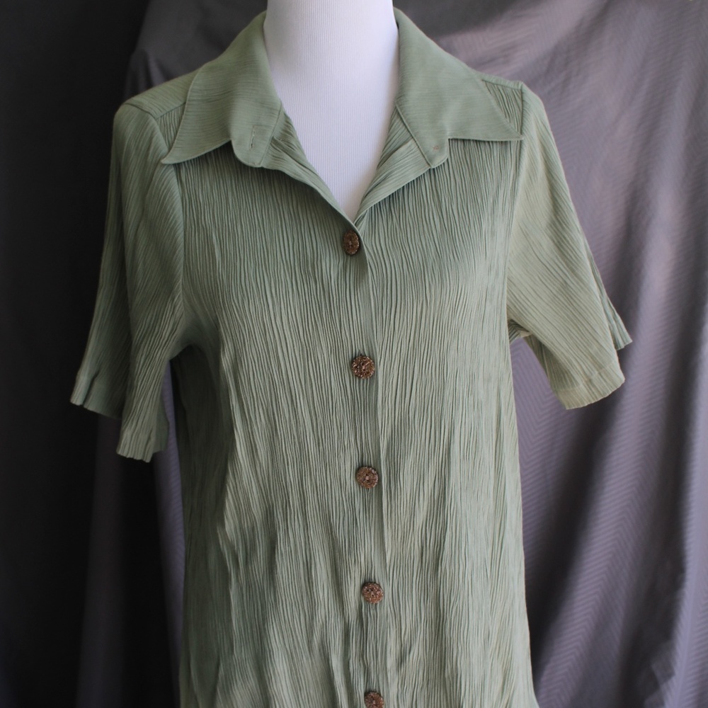 Stretch Button up Crinkle Blouse